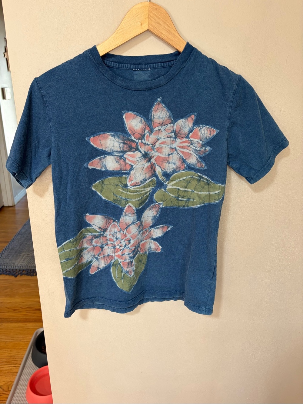 Indigo batik print tee